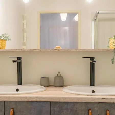 Apartment Les Jardins D'aunis-2 By Interhome