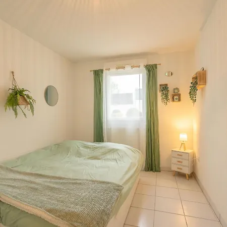 Les Jardins D'aunis-2 By Interhome