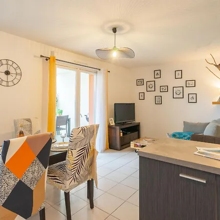 Apartment Les Jardins D'aunis-2 By Interhome Royan