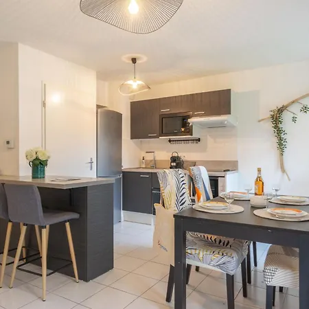 Apartment Les Jardins D'aunis-2 By Interhome *