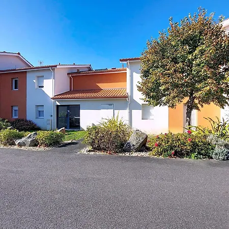 Apartment Les Jardins D'aunis-2 By Interhome